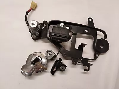 Honda Magna VF750C Lock Set Ignition Switch Helmet Steering Fits 1994-2003 • $49.50