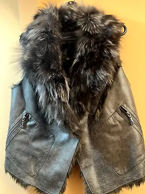 Vest (Real Fur) BCBOMAXAZRIA • $149.99