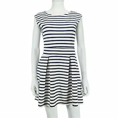 £7 • Buy Wal G White Navy Stripe Sleeveless Flare Dress Sz L