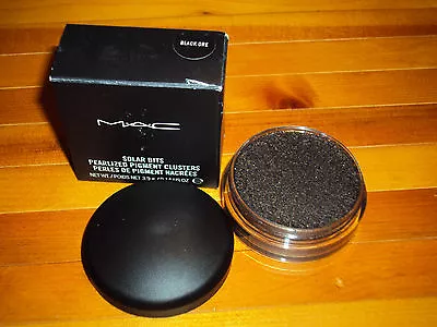 Mac Solar Bits Pearlized Pigment Clusters .14 Oz • $45.75