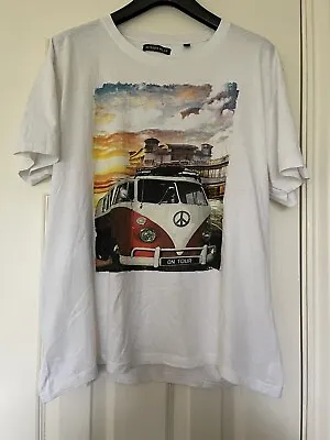 Gentlemen’s T Shirt With VW Camper Van Design XL • £7