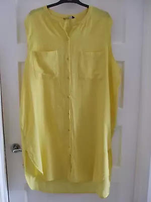 Ladies M & S Beach Cover Up Size 16 BNWT • £10