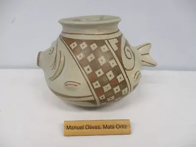 Manuel Olivas Mata Ortiz Casas Grandes Old Style Fish Effigy Jar • $180