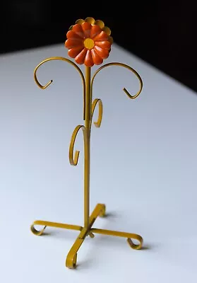 Metal Mug Tree 4 Cups Standing Rack Kitchen Holder FLOWER Vintage • $24.99