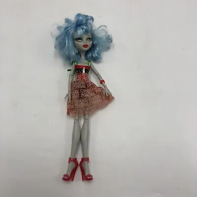 Monster High Ghoulia Yelps Skull Shores Beach Doll * Loose Hip Joints. • $17.95