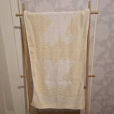 Vintage/Retro Bath Towel Caravan Decor • $22.50