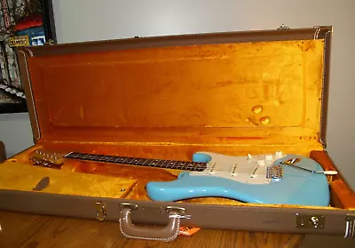Fender   2012  AV   62' Stratocaster  FSR   LE  Tropical Turquoise • $2750.88