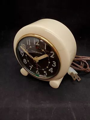 Vintage 1940's General Electric GE Art Deco Alarm Clock Model 7H160 • $14.99