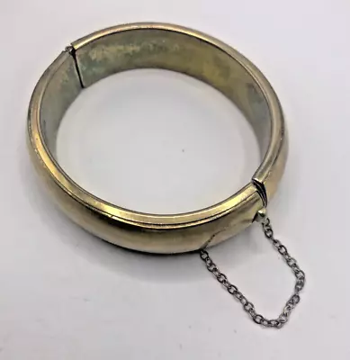 Vintage Womens Small Dome Gold Tone Bracelet • $9.99