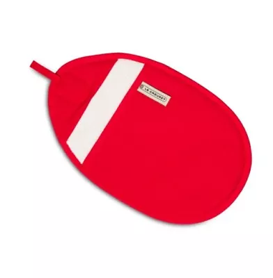 Le Creuset Pot Holder 100% Cotton - Cerise Red • £39.99