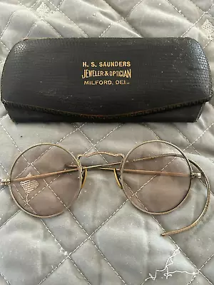 Vintage Men's Eyeglasses & Case - H.R. Saunders Jeweler & Optician - Milford DE • $9.99