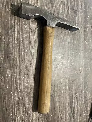 Vintage Stanley No.431-1/2A 24 Oz Brick Mason Hammer Chisel Rock Masonry Pick • $25.89