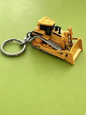 Cat (Caterpillar) Die Cast Metal Model Bulldozer Key Ring • £8