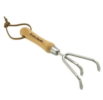 Kent & Stowe - Stainless Steel Hand 3-Prong Cultivator • £10.33