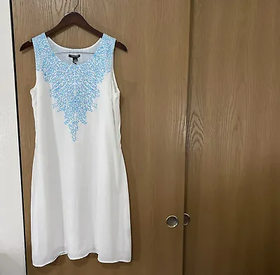 Timeless Naeem Khan White Blue Embroidered Sheath Dress Size Zip Sz L Sleeveless • $35