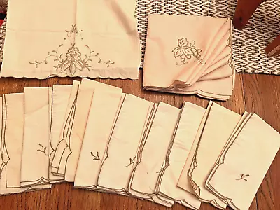 Mixed Lot 20 Vintage Off White Linen Cocktail/Luncheon Napkins-Embroidered • $23.39