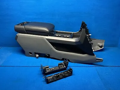 2021-2023 Ford F-150 Floor Center Console Shifter Wireless Phone Charger Oem • $1519.99