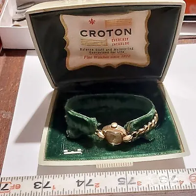 Croton Vintage Ladies Gold Watch WITH CASE VERY NICE ITEM  • $29