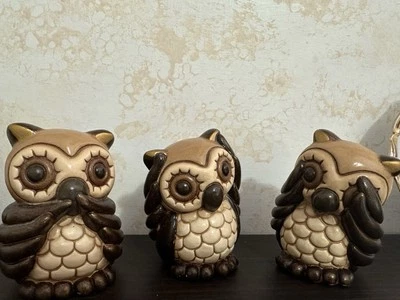 Statuetta Gufo Saggio Con Chiave THUN - Ceramica, 9x9x11.5 Cm, Idea Regalo Elegante
