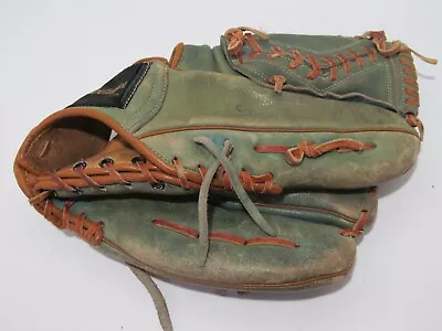 MacGregor 671B Vtg. Green Willie Mays Autograph Model RHT 12  Leather Glove • $29.99
