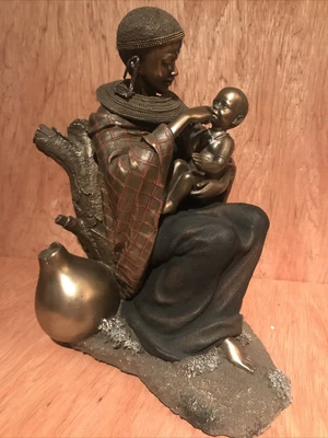 £95 • Buy Soul Journeys Maasai Figurines In Loving Arms “Mlazi” (Patina) Limited Edition