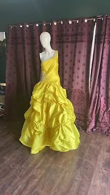 Mori Lee Yellow Beaded Tufted One Shoulder Corset Back Ball Gown Size 9/10 • $100