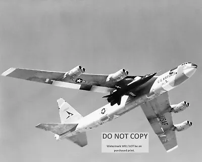 B-52 Carries The X-15 Aloft On A 1959 Test Flight - 8x10 Nasa Photo (zy-428) • $8.87