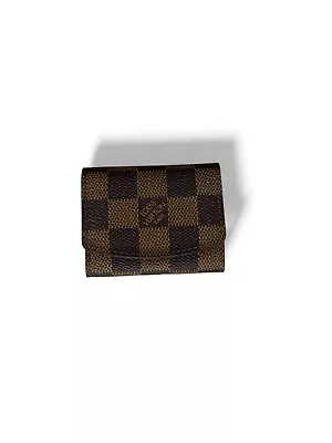 Louis Vuitton Daimer Leather Cufflink Case • £47.50