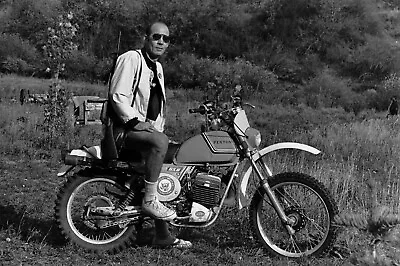 $3.99 • Buy Hunter Thompson In The Motorcycle 8x10 Picture Celebrity Print