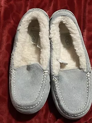 UGG Ansley Women's Slippers US Size 6-Light Grey • $51