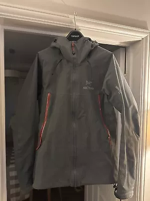 £104 • Buy Arc'Teryx Jacket Mens Medium