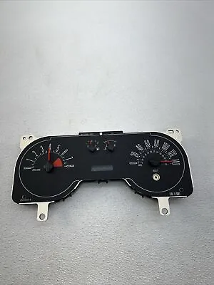 07-09 Ford Mustang Speedometer Instrument Gauge Cluster OEM 7R33-10849-CC 140MPH • $99.99