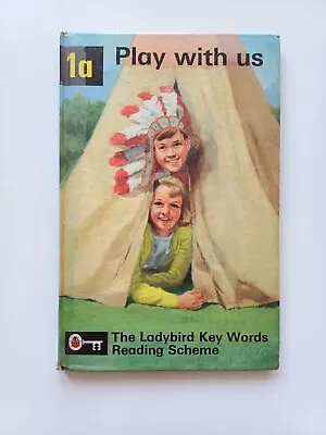 Play With Us: The Ladybird Key Words Reading Scheme Peter & Jane • £24.99