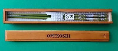BEAUTIFUL VINTAGE GREEN OMIKOSHI CHOPSTICKS W/ORIGINAL WOODEN BOX! • $24.95