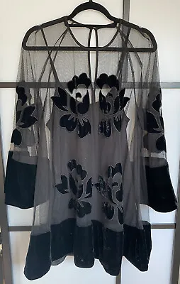 $350 • Buy Alice Mccall Black Lace &sude Dress Size 10