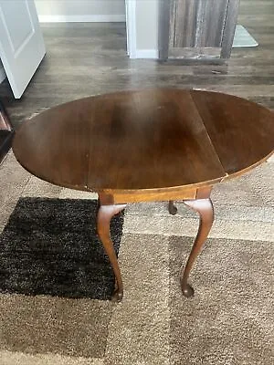 Baker Furniture Queen Anne Drop Leaf Tea Table • $500