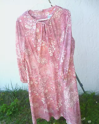 Vtg 70 Damon Dress White Daisy Floral Mauve Pink Silky Poly Hourglass 1x X Women • $28.70