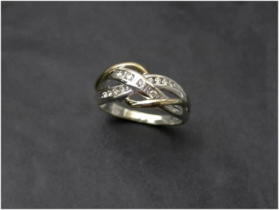 £166.95 • Buy Diamond Band Crossover Kiss Ring Size N 9ct Twin Colour Gold 0.25ct DIA B/ham HM