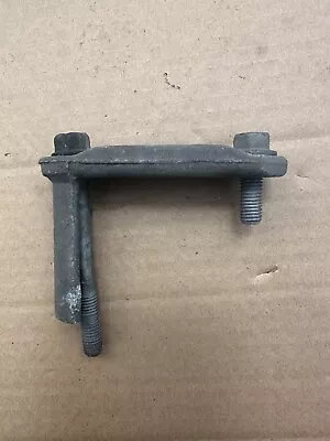 84-96 Corvette C4 Rear Suspension Mono Spring Mount Retainer Bracket 14048993 • $41.98