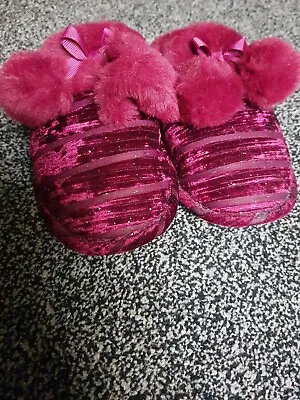 £2 • Buy Dorothy Perkins Slippers Size 3/4