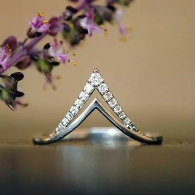 1CT Lab-Created Diamond Women's V Shaped Chevron Ring Band In 14K White Gold • $220.99