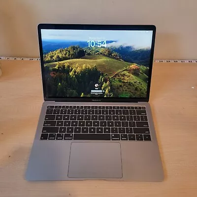 Macbook Air 13  2019 Retina 1.6GHz I5 Dual Core 8GB RAM 128GB SSD MacOS Sonoma • $300