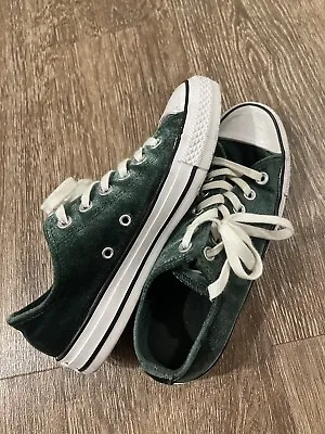 Vintage Green Velvet Converse • $35.34