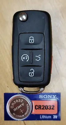 Genuine OEM 5 Button VW Volkswagen Flip Key Remotes   561837202G    NBGFS93N • $10.95