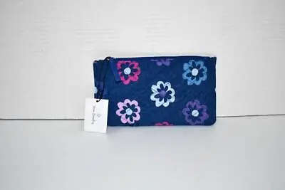 Vera Bradley Ultimate Card Case In Ellie Flowers #21520-I46 NWT • $29.99