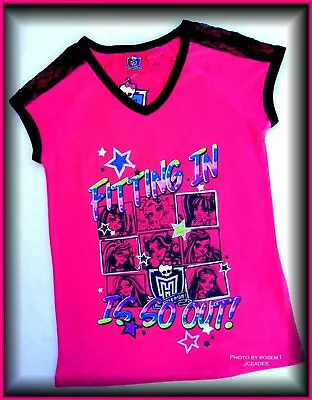 Monster High Girls T-Shirt S 6/6x FITTING IN IS SO OUT! With 8 Doll FACES • $12.99