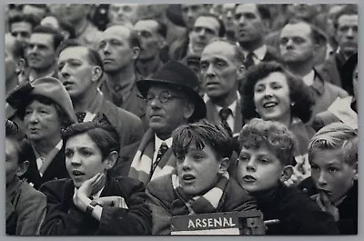 £5 • Buy Football Match 1951 Arsenal & Glasgow Rangers Nostalgia Series Postcard