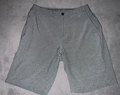 EUC Mens Puma Shorts Gray Size 32 • $7.99