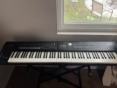Very Good Roland RD-2000 88-Key Digital Stage Piano Black • $1700