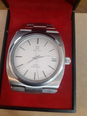 £495 • Buy Gents Zenith Defy Automatic 1983 Box/papers/receipt..working Condition